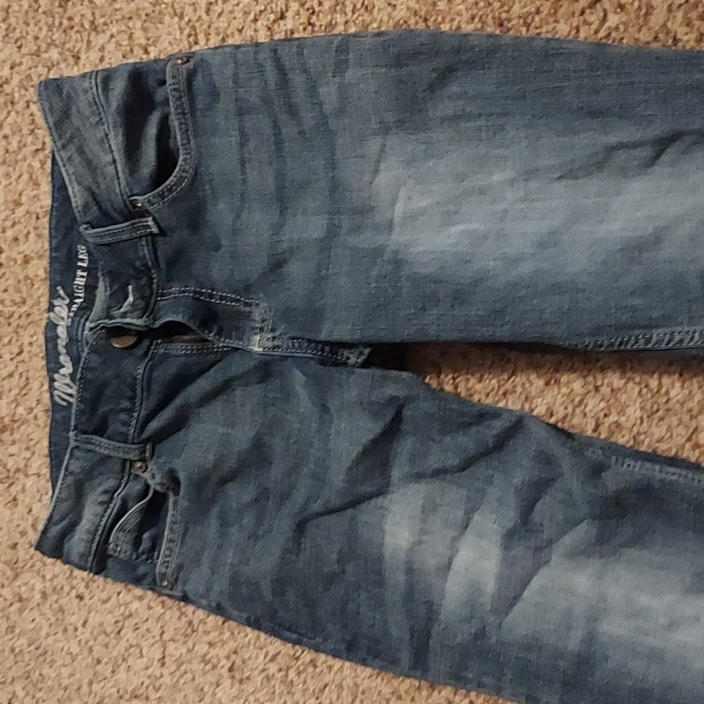 Low rise jeans